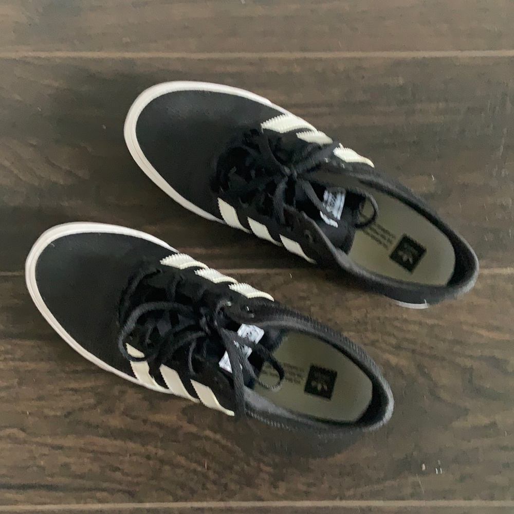Ladies adidas shoes